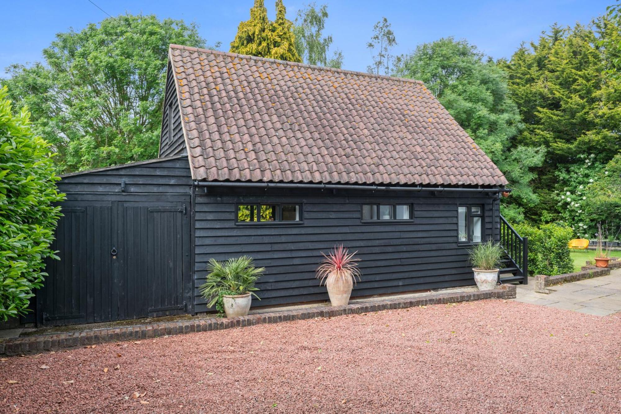 Barn Studio In Лонг Мелфорд Екстериор снимка